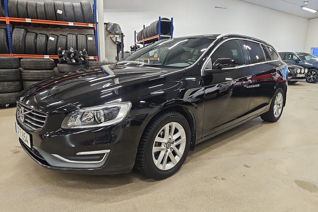 Volvo V60 D4 AWD Geartronic Summum , drag,  bränslevärmare