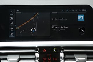 Kombi BMW 330e 16 av 24
