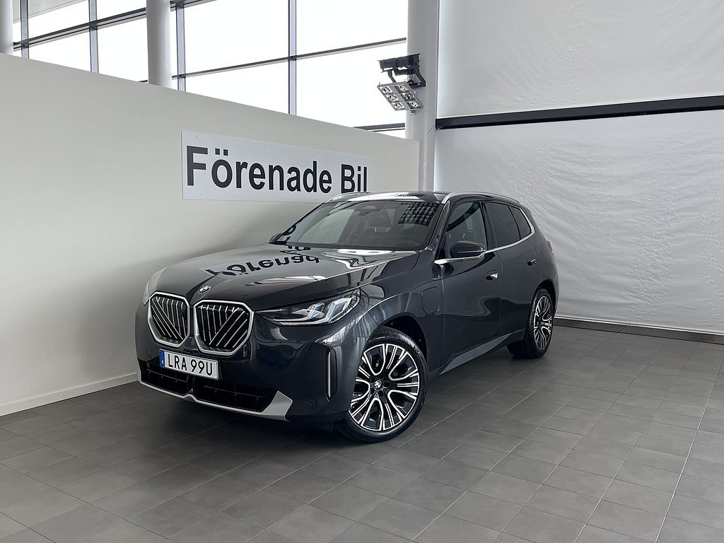 BMW X3 30e xDrive Drag 20" H/K ComfortAccess DriveAssistPlus 