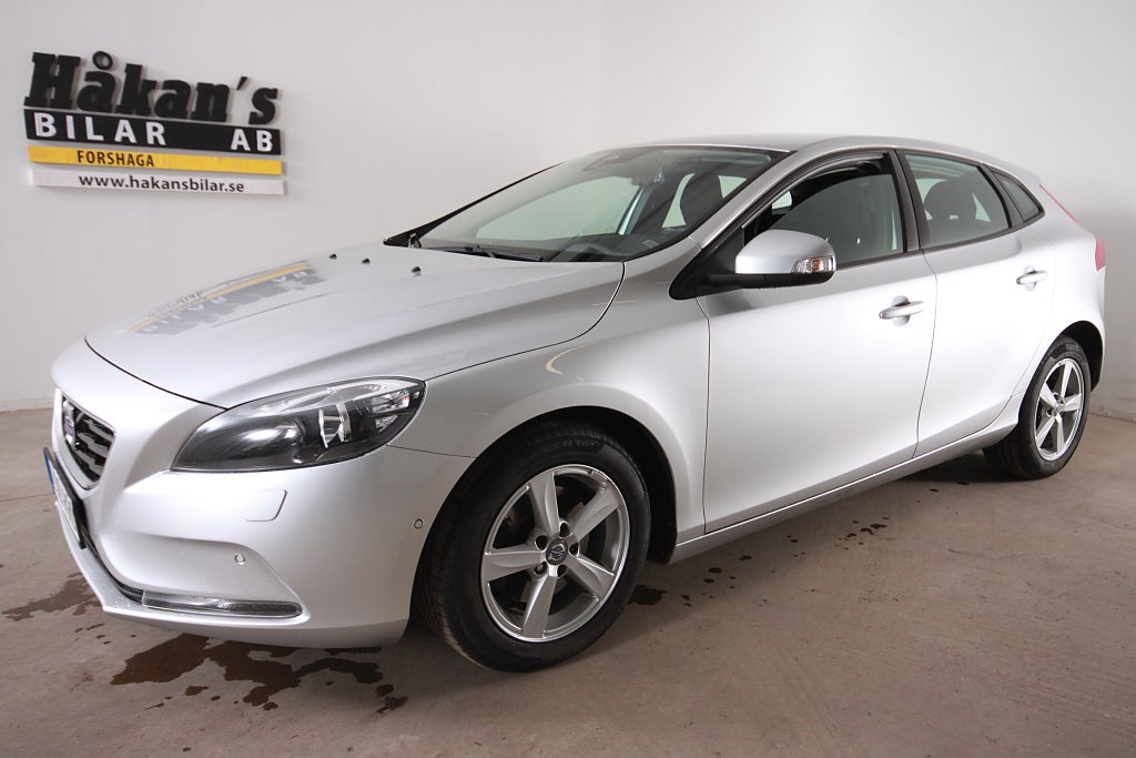 Volvo V40 T3 Kinetic | 150Hk 