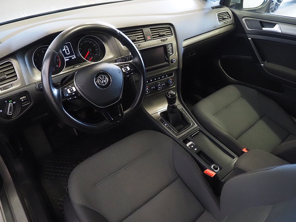 Volkswagen Golf 1.2 TSI 105hk Masters | Ad farthållare | Klima 2-zons | 2013