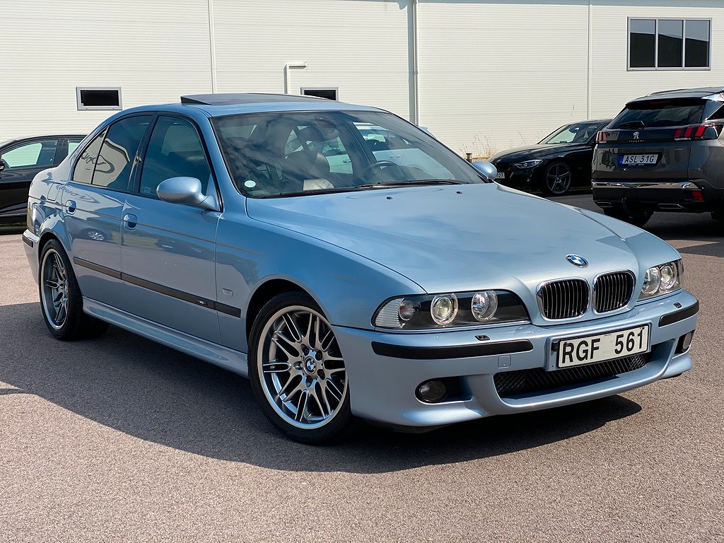 Bmw M5 8460 Mil Svensksald 2 Brukare Unik Rgf561 Bytbil Com