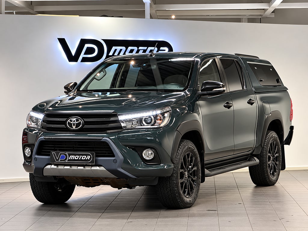 Toyota Hilux Dubbelhytt 2.4 AWD Aut Premium Läder B-Kam Drag 150hk