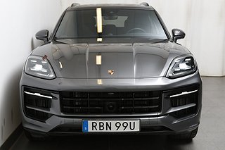 SUV Porsche Cayenne 8 av 25