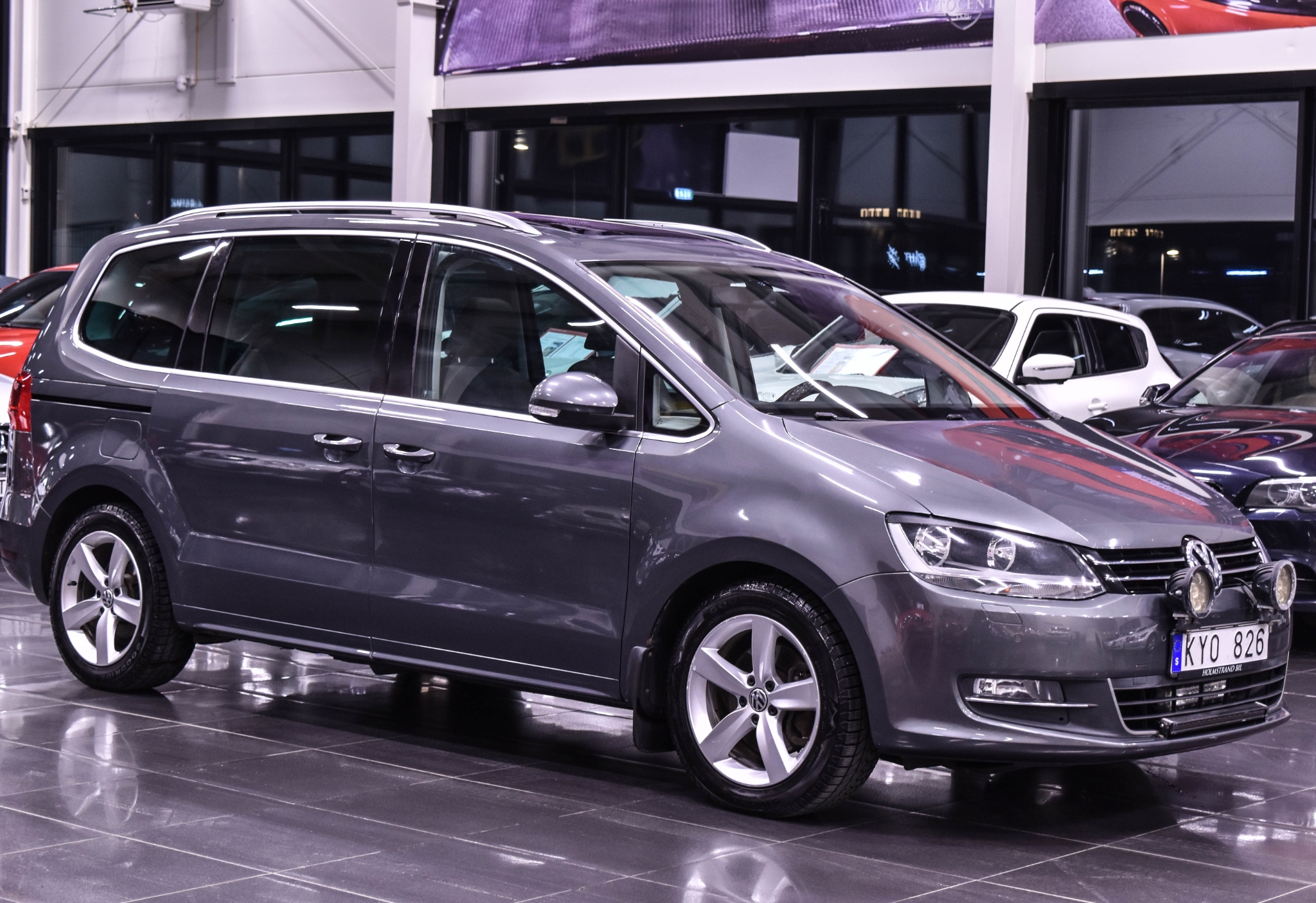 Volkswagen Sharan 2011, bild 3/10