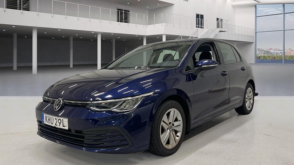 Volkswagen Golf 1.5 TGI BASE AUTO COCKPIT KAMERA CARPLAY 1ÄG 131HK MOMS