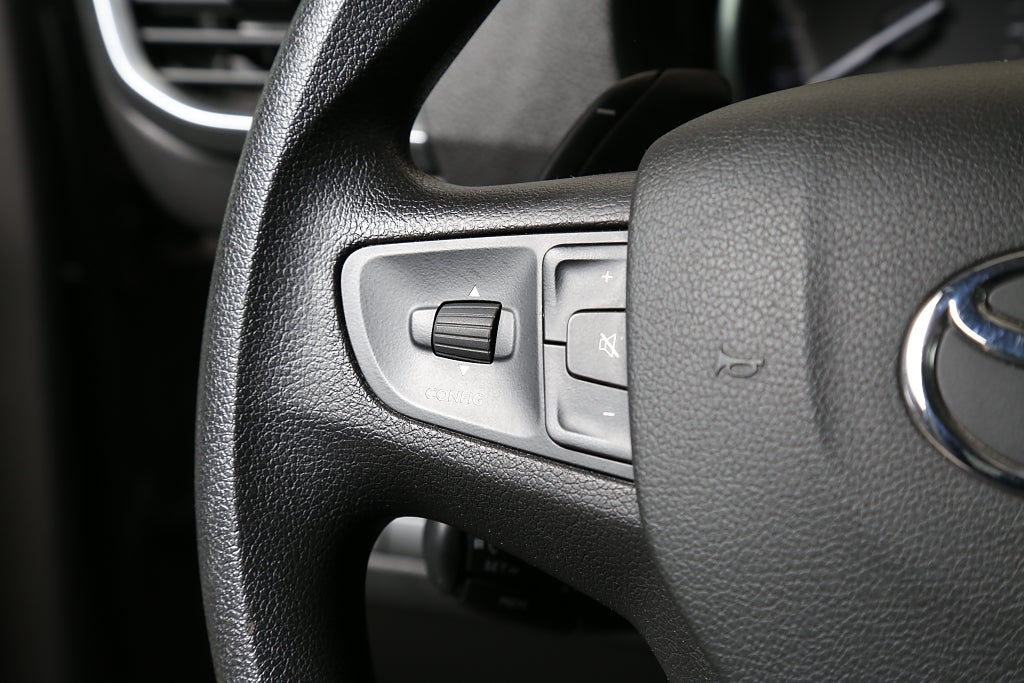 Toyota Proace Verso 2,0 D-4D 144hk Aut 9-sits Värmare Drag Leasbar