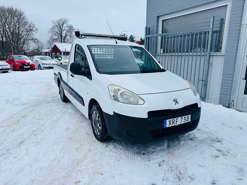 Peugeot Partner 1.6 HDI 90HK BOXLINE PICKUP / DRAG / VÄRMARE