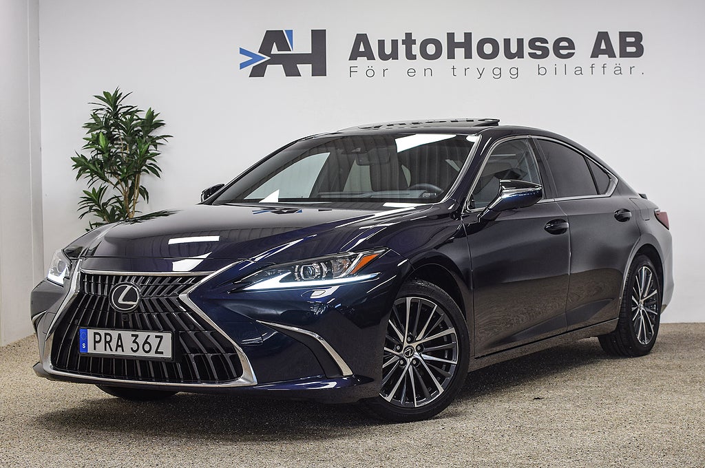 Lexus ES 300h Executive Head Up Mark Levinson 360-kameror