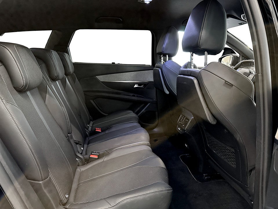 Bild på Peugeot 5008 GT 1.2 PT 130hk Aut 7-SITS B-KAMERA DRAG