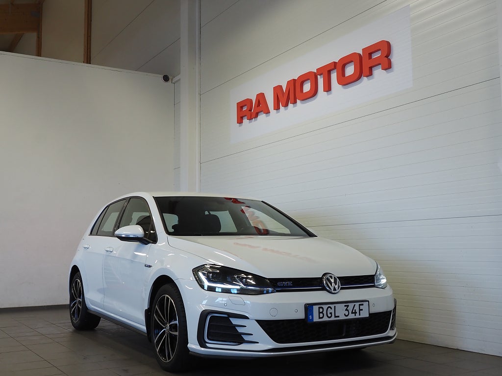 Volkswagen Golf GTE 1.4 TSI 204hk Plug-In Hybrid | Värmare |