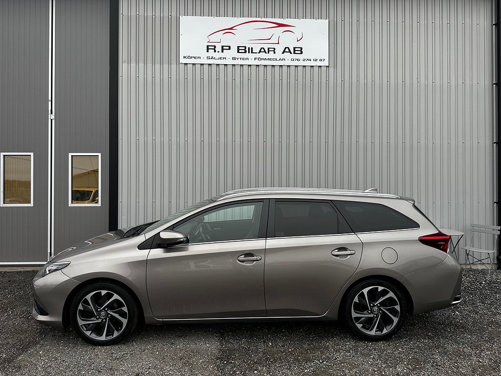 Toyota Auris 