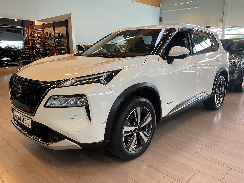 Nissan X-Trail e-4ORCE Tekna Drag Kamera Nav S&V-hjul MOMS