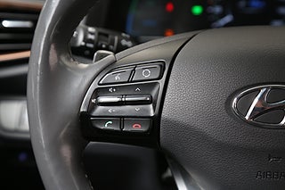 Halvkombi Hyundai IONIQ 17 av 29