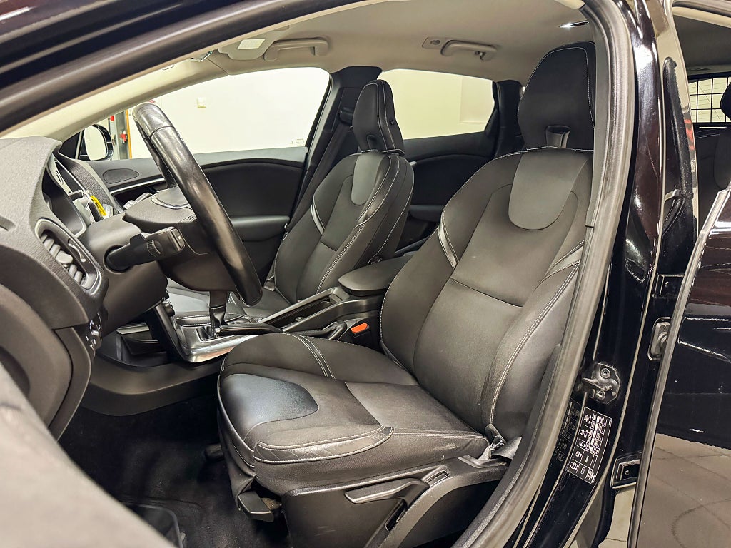 Volvo V40 D3 150Hk