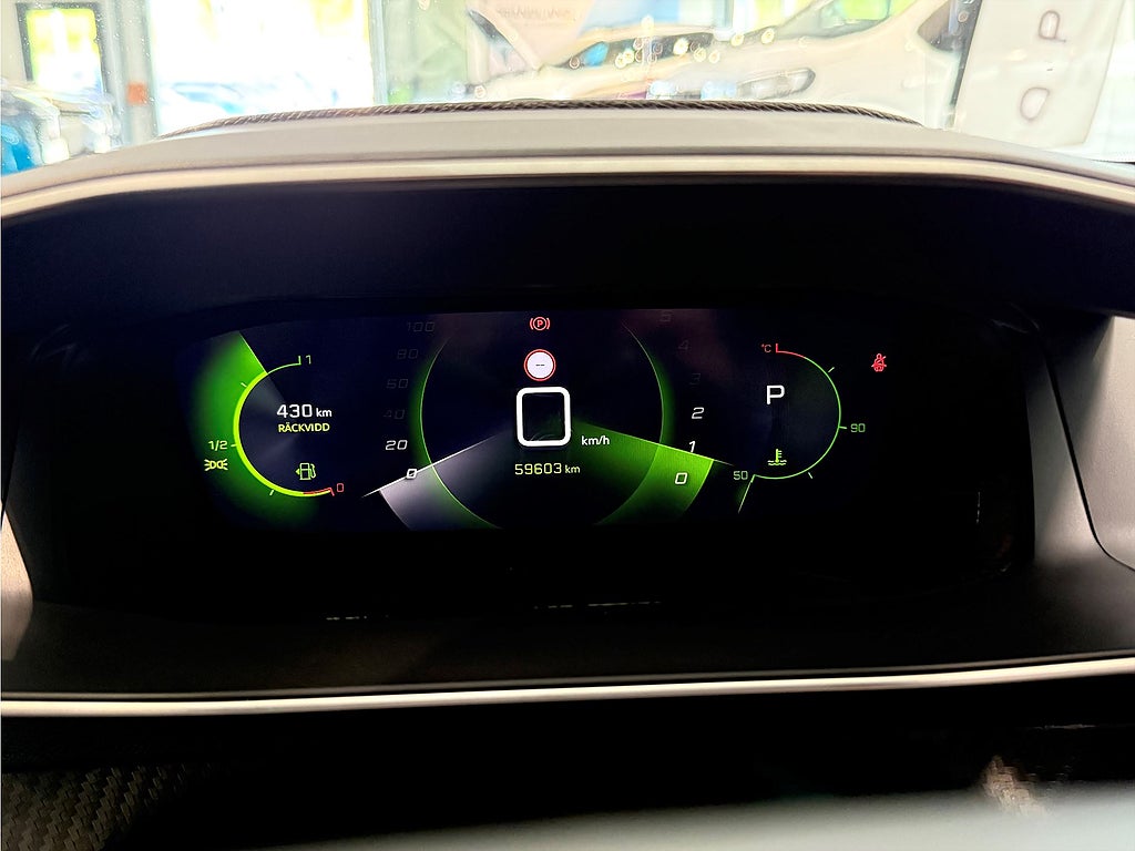 Bild på Peugeot 2008 GT 1.2 PT 130hk Aut - B-KAMERA, NAV, CARPLAY