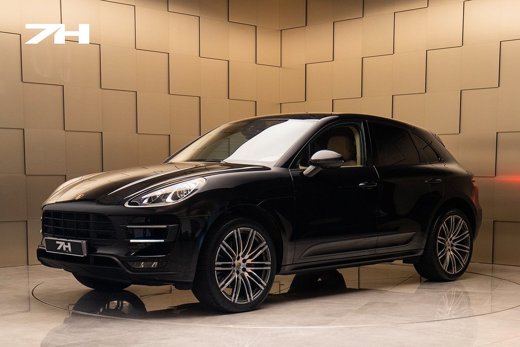 Porsche Macan Turbo / Bose / 18-väg / Pano / Drag 