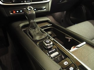 Kombi Volvo V90 Cross Country 14 av 19