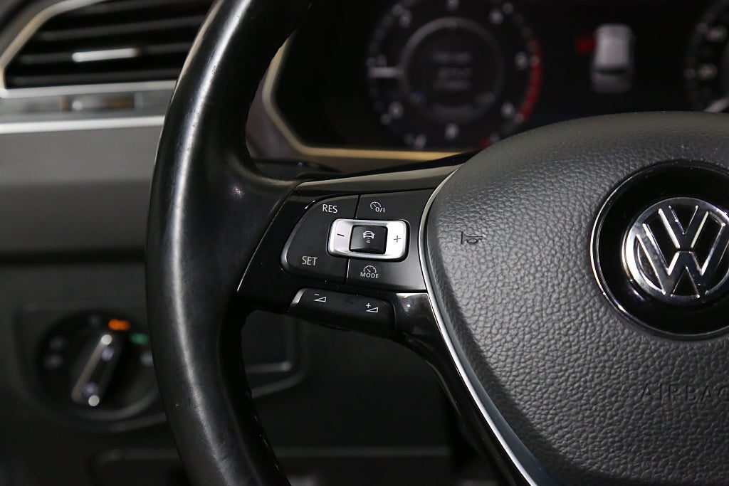 Volkswagen Tiguan 2,0 TDI 190hk 4Motion GT DSG Executivepkt Värmare Drag