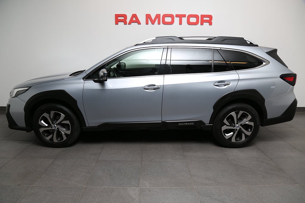 Subaru Outback 2,5i XFuel Touring AWD Skinn I Taklucka I H/K I Drag 2022