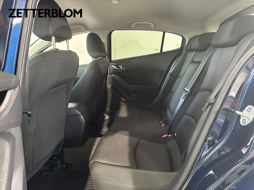 Halvkombi Mazda 3 9 av 15
