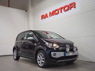 Halvkombi Volkswagen Cross Up! 2 av 17
