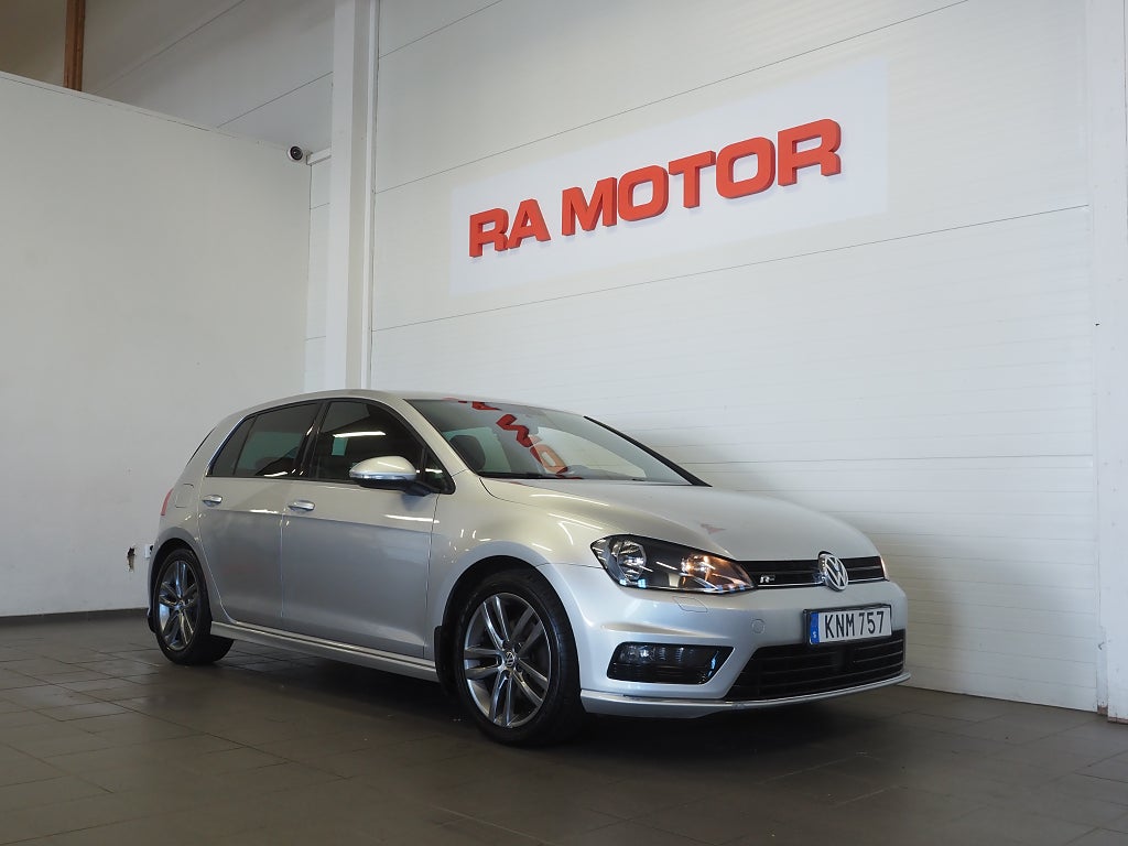 Volkswagen Golf 1.4 TSI 140hk DSG Automat R-Line Dragkrok Kamera 2015