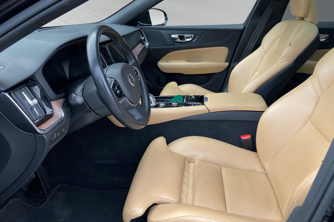 Volvo V60 T8 TE Inscription 2019, photo 7/10