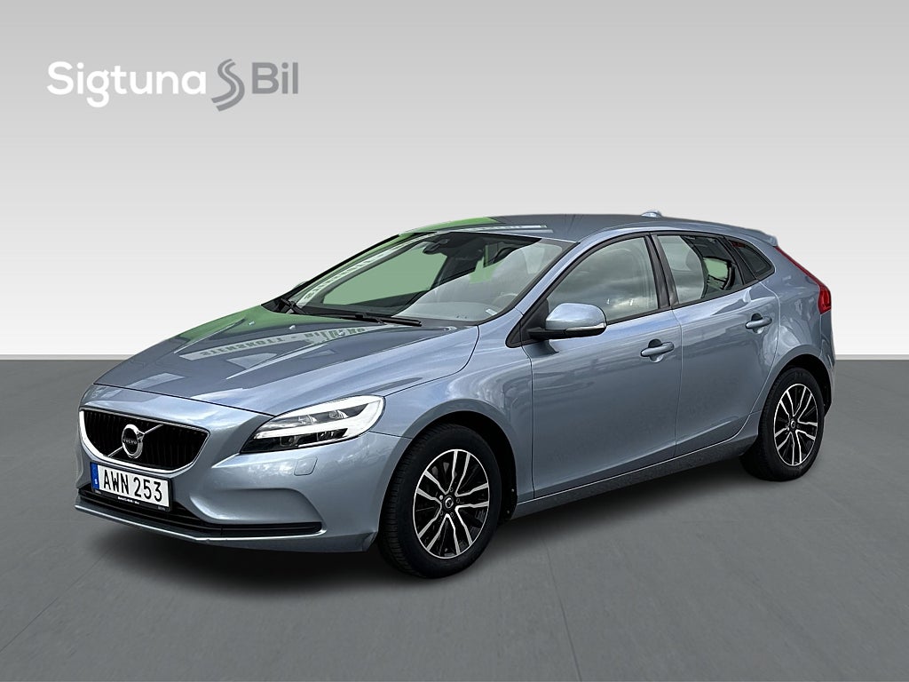 Volvo V40 T3 Geartronic Momentum/Business advanced/PDC/Navi