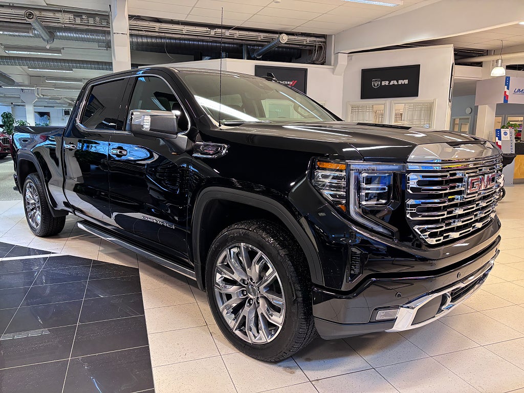 GMC Denali 2026 - miniatyr 3