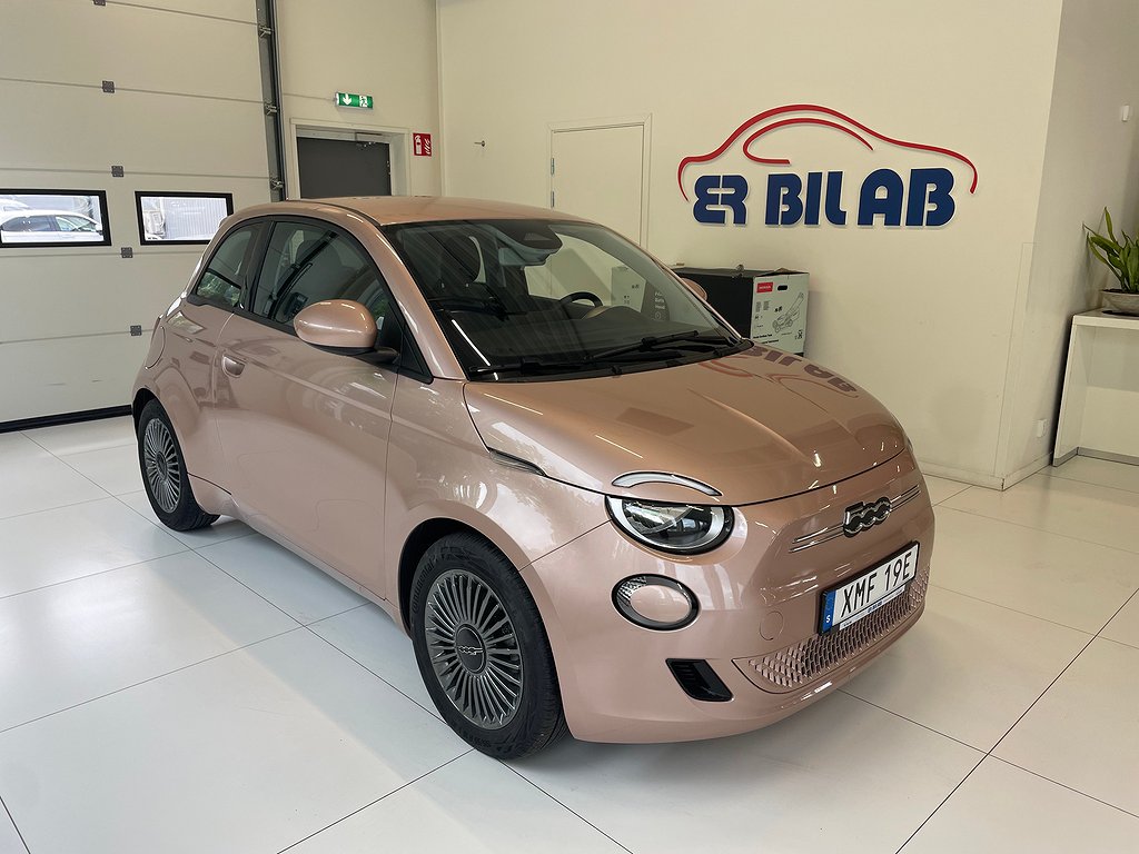 Fiat 500E El 32 mils räckvidd Privatleasing