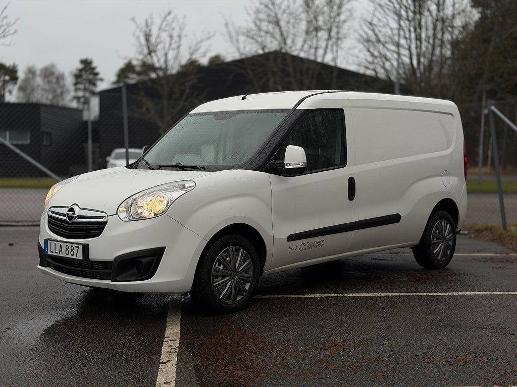 Opel Combo 1.3 CDTI /Leasbar / M&K värmare /