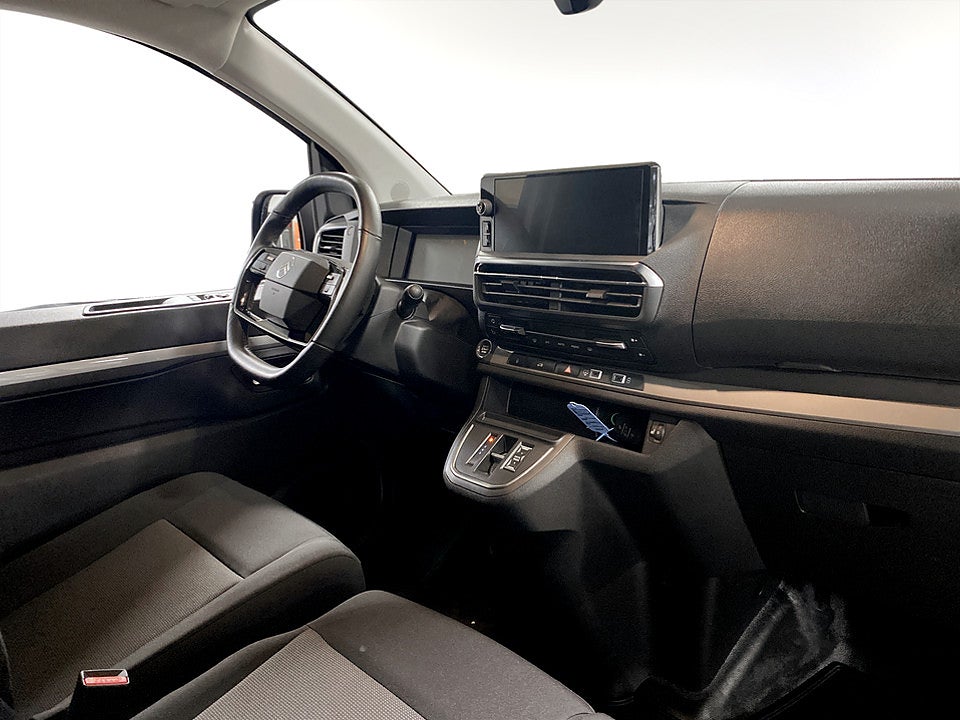 Bild på Citroën ë-Jumpy Business 75kWh 136hk Aut L3 B-KAMERA VÄRMARE