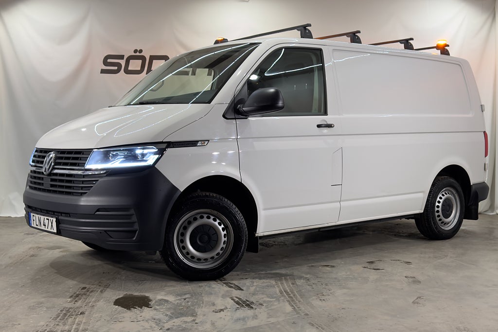 Volkswagen Transporter T30 2.0 TDI KAMERA DRAG VÄRMARE VERKSTADSINREDD MOMSBIL
