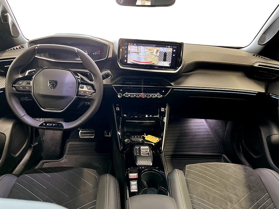 Bild på Peugeot 2008 GT 1.2 PT 130hk Aut B-KAMERA CARPLAY