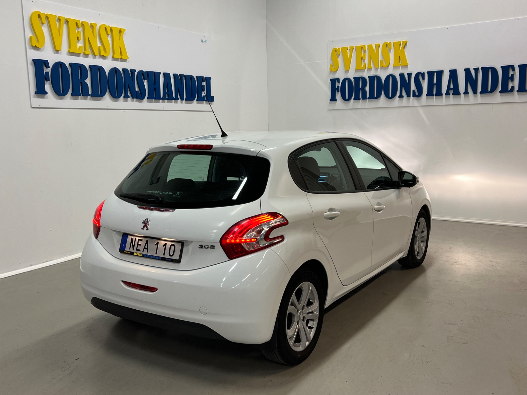 Peugeot 208 2012, bild 7/10