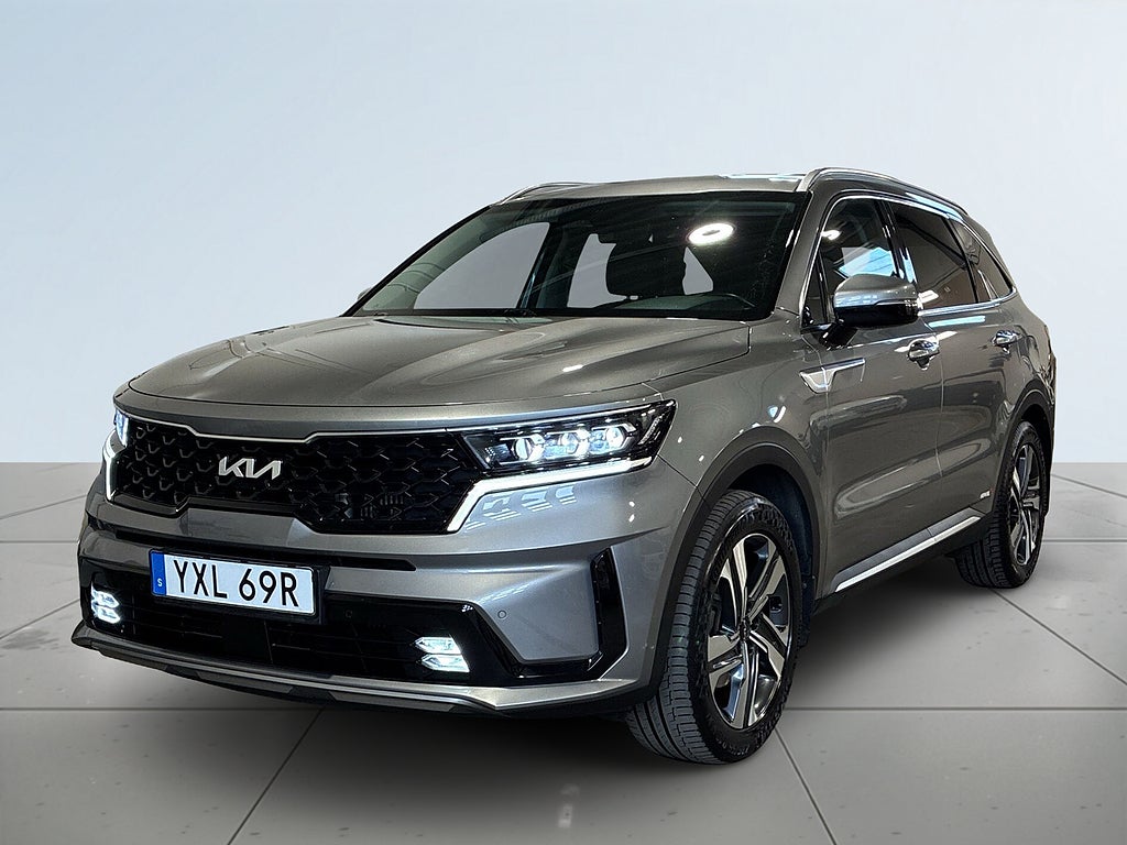 Kia Sorento PHEV Advance 7sits Drag Kamera Skinn Rattvärme MOMS S&V