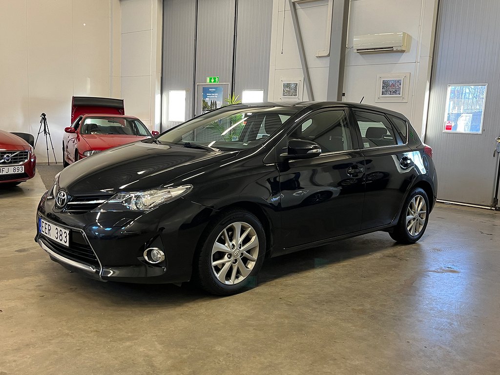 Toyota Auris 1.6 Valvematic Automat Active Kamera 132hk