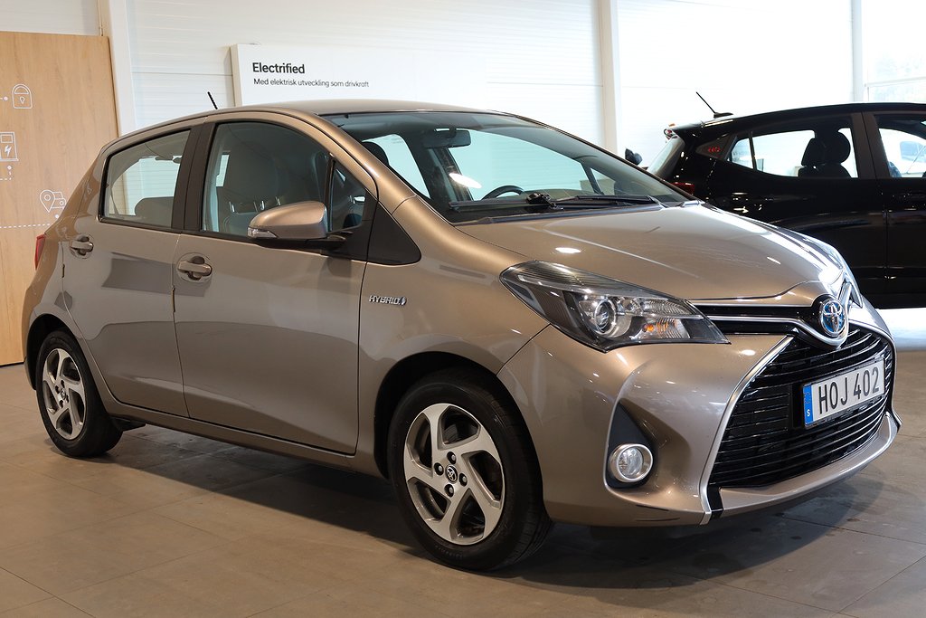 Toyota Yaris Hybrid e-CVT Active Kamera 6400 mil Blåtand 2015