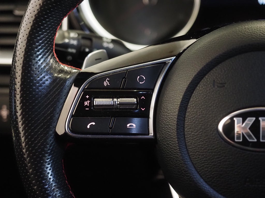 Kia ProCee'd GT 1.6 T-GDI DCT 204hk B-Kam GPS Drag JBL MVärm 2019