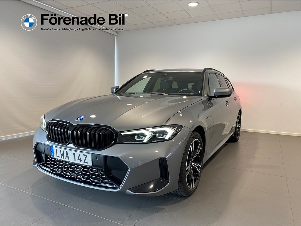 BMW 330e xDrive Touring 4,95% ränta M-Sport Drag Rattvärme 