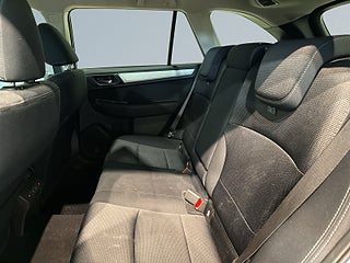 Subaru Outback 2.5 4WD Lineartronic Drag Kamera CarPlay SoV – bild 13