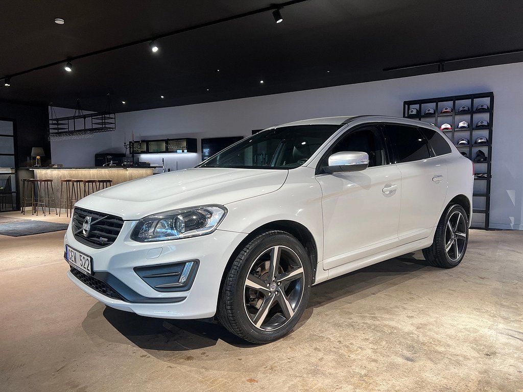 Volvo XC60 D5 AWD 215hk Momentum R-Design 