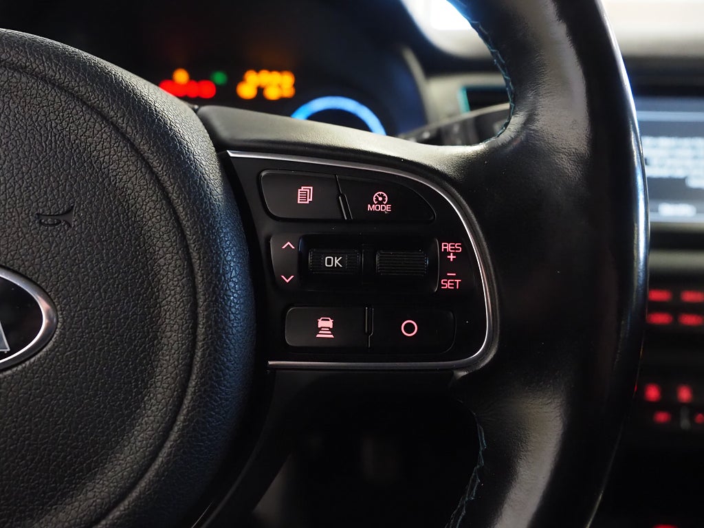 Kia Niro EV e- 64 kWh Advance Plus 204hk | Navi | Kamera | Skinn | 2019