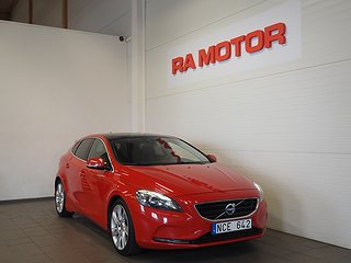 Halvkombi Volvo V40 1 av 23