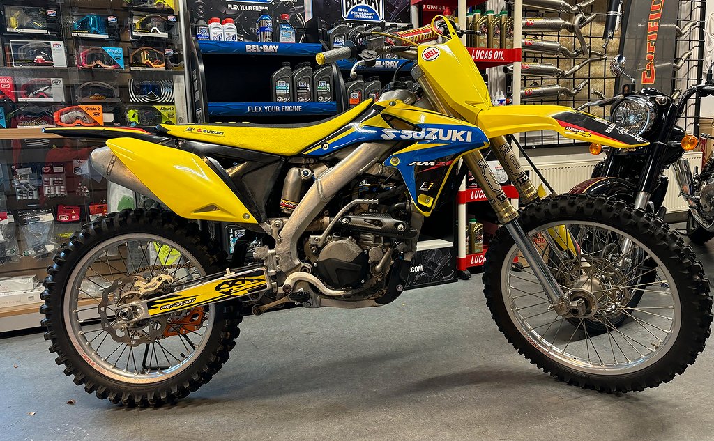 Suzuki RMZ250 