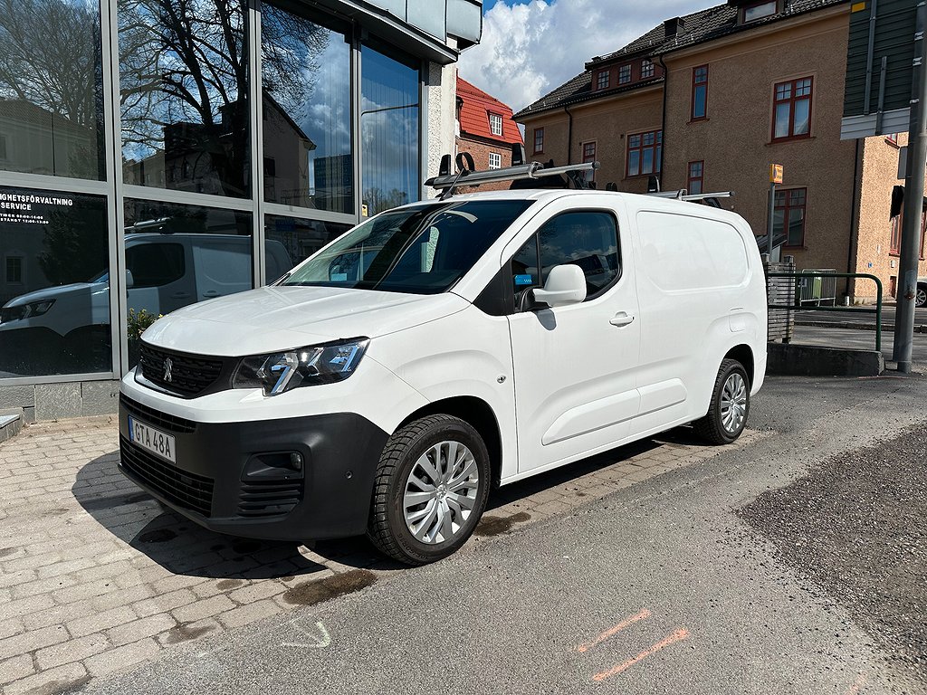 Peugeot Partner Utökad Last 1.5 102hk / Värmare / Drag /Moms