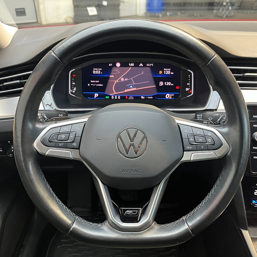 Volkswagen Passat Sc 2.0 TDI GT Cockpit Carplay Navi Drag B-kamera 200hk