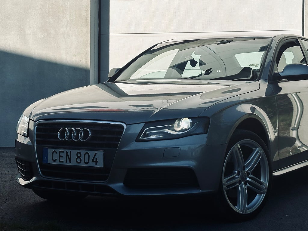 Audi A4 Sedan 2.0 TDI DPF Euro 5