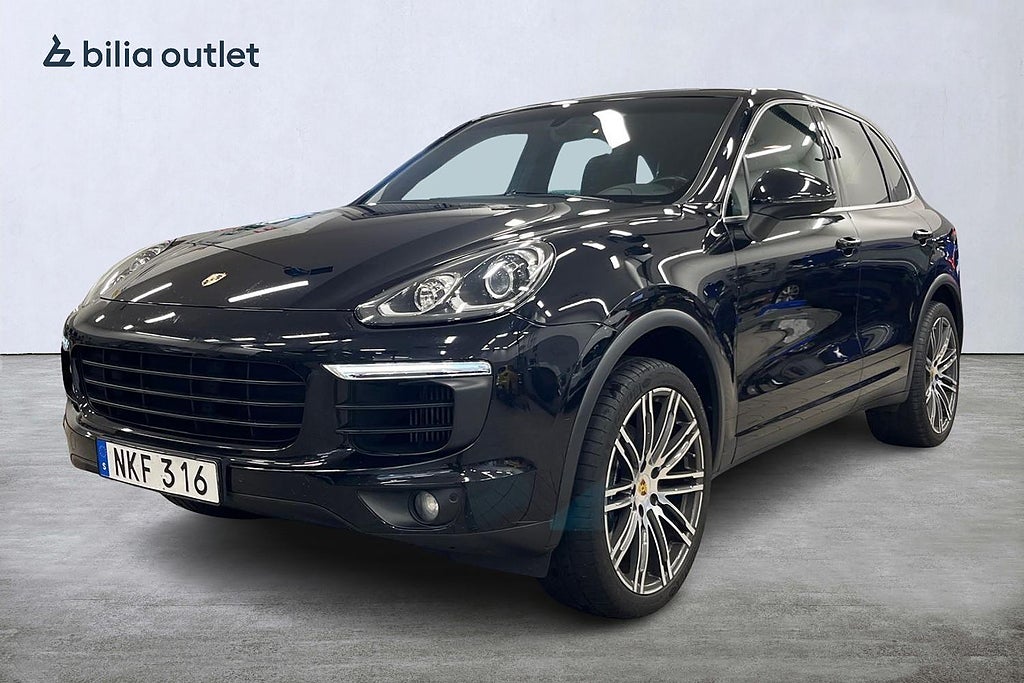 Porsche Cayenne S Base 262hk Dragkrok Navigation Pano 